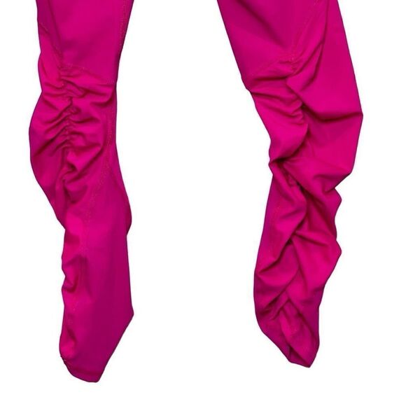Fabletics hot pink PureLuxe ruched capri leggings size S - Picture 12 of 12